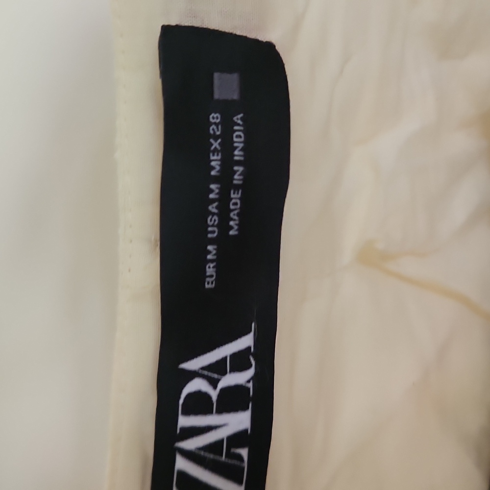 Zara Cream Embroidered Floral Vest - Picture 2 of 4